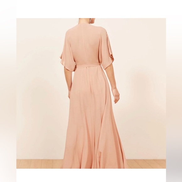 Reformation Winslow Dress Color: Blush - Picture 3 of 12